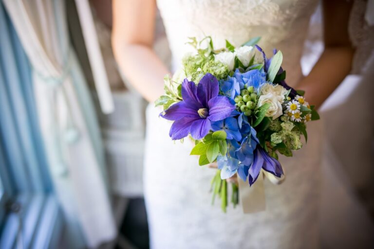 サムシングフォーとは？結婚式に役立つプランナー発アイディア例